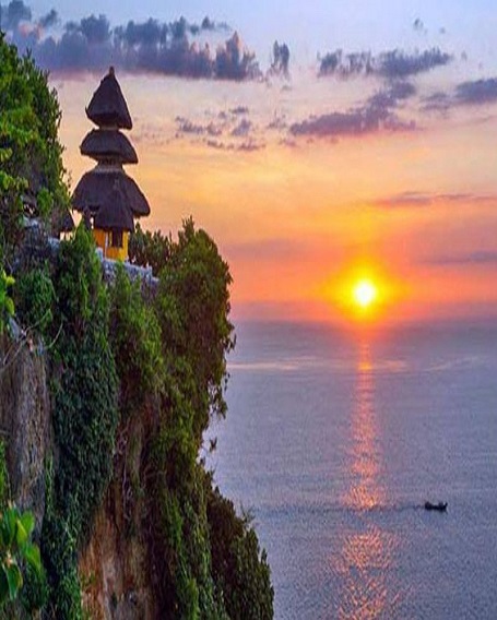 uluwatu temple