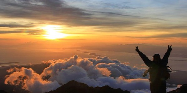 mount agung sunrise