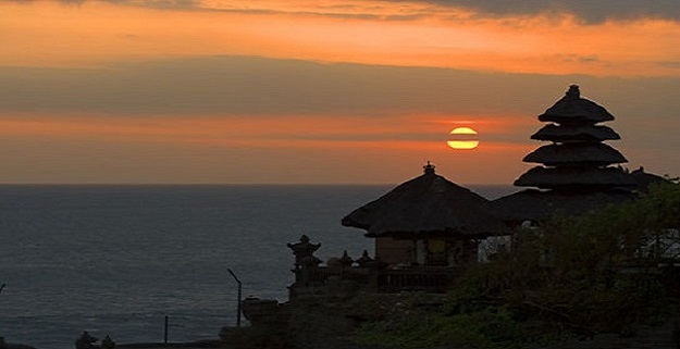 uluwatu temple