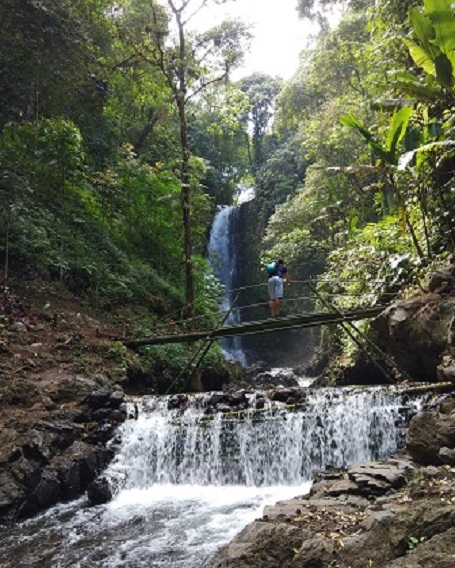 labuan kebo waterfall