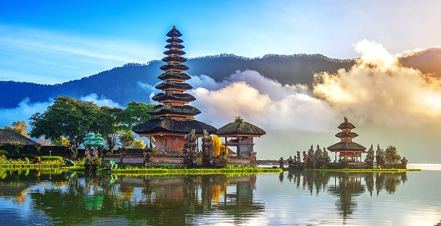 beratan temple bali