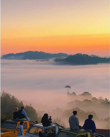 jeep tour sunrise