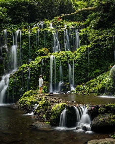 banyu wana waterfall